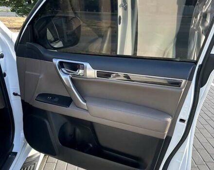 Белый Лексус ГХ, объемом двигателя 4.61 л и пробегом 13 тыс. км за 74999 $, фото 31 на Automoto.ua