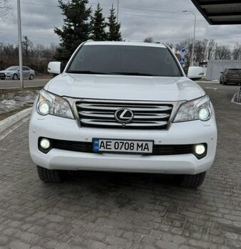 Белый Лексус ГХ, объемом двигателя 4.61 л и пробегом 187 тыс. км за 27000 $, фото 1 на Automoto.ua