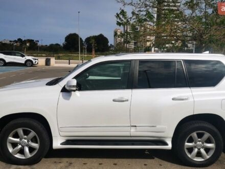 Белый Лексус ГХ, объемом двигателя 4.61 л и пробегом 82 тыс. км за 32500 $, фото 1 на Automoto.ua