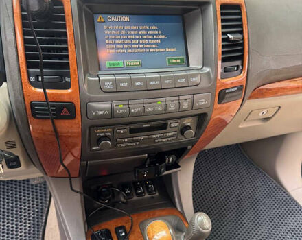 Бежевий Лексус ГХ, об'ємом двигуна 4.66 л та пробігом 349 тис. км за 15000 $, фото 17 на Automoto.ua