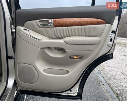 Бежевый Лексус ГХ, объемом двигателя 4.7 л и пробегом 181 тыс. км за 15999 $, фото 25 на Automoto.ua