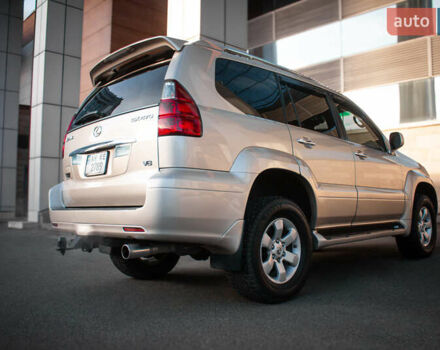 Бежевий Лексус ГХ, об'ємом двигуна 4.7 л та пробігом 203 тис. км за 18500 $, фото 3 на Automoto.ua