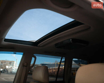 Бежевий Лексус ГХ, об'ємом двигуна 4.7 л та пробігом 203 тис. км за 18500 $, фото 12 на Automoto.ua