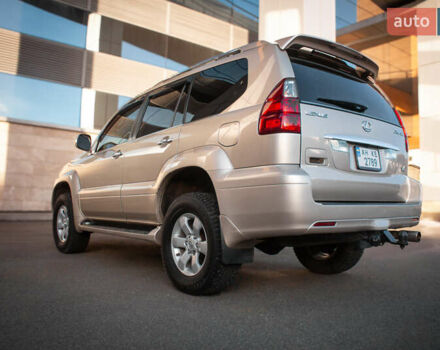 Бежевий Лексус ГХ, об'ємом двигуна 4.7 л та пробігом 203 тис. км за 18500 $, фото 5 на Automoto.ua