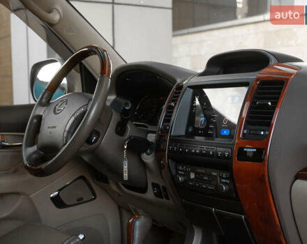 Бежевий Лексус ГХ, об'ємом двигуна 4.7 л та пробігом 203 тис. км за 18500 $, фото 17 на Automoto.ua