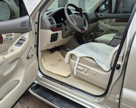 Бежевий Лексус ГХ, об'ємом двигуна 4.7 л та пробігом 203 тис. км за 18500 $, фото 8 на Automoto.ua