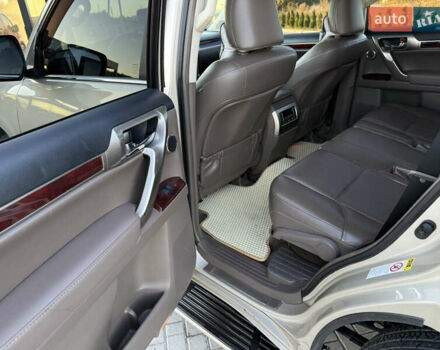 Лексус ГХ 2010 у Золочів на Automoto.ua Бежевий Лексус ГХ, об'ємом двигуна 4.61 л та пробігом 269 тис. км за 19200 $, фото 28 на Automoto.ua