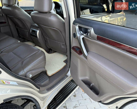 Лексус ГХ 2010 у Золочів на Automoto.ua Бежевий Лексус ГХ, об'ємом двигуна 4.61 л та пробігом 269 тис. км за 19200 $, фото 30 на Automoto.ua