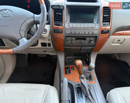 Черный Лексус ГХ, объемом двигателя 4.66 л и пробегом 225 тыс. км за 11900 $, фото 16 на Automoto.ua