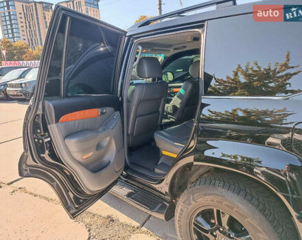 Черный Лексус ГХ, объемом двигателя 4.7 л и пробегом 250 тыс. км за 15440 $, фото 12 на Automoto.ua