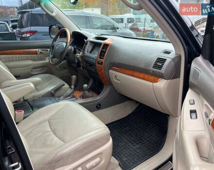 Черный Лексус ГХ, объемом двигателя 4.66 л и пробегом 223 тыс. км за 12700 $, фото 16 на Automoto.ua