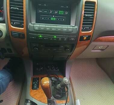 Черный Лексус ГХ, объемом двигателя 4.7 л и пробегом 333 тыс. км за 14999 $, фото 11 на Automoto.ua