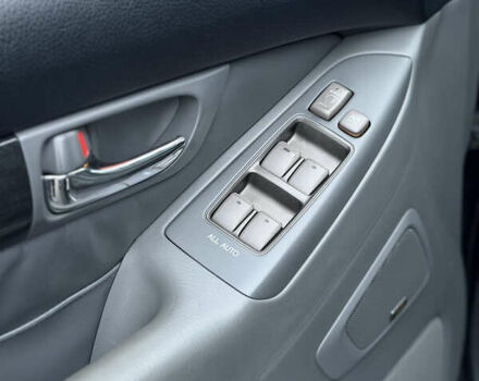 Чорний Лексус ГХ, об'ємом двигуна 4.7 л та пробігом 195 тис. км за 16300 $, фото 15 на Automoto.ua