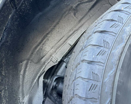 Черный Лексус ГХ, объемом двигателя 4.7 л и пробегом 300 тыс. км за 13999 $, фото 7 на Automoto.ua