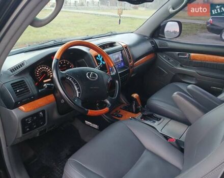 Черный Лексус ГХ, объемом двигателя 4.66 л и пробегом 253 тыс. км за 15300 $, фото 11 на Automoto.ua