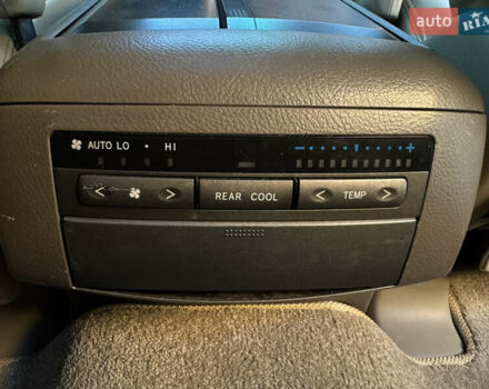 Черный Лексус ГХ, объемом двигателя 4.66 л и пробегом 328 тыс. км за 13650 $, фото 12 на Automoto.ua