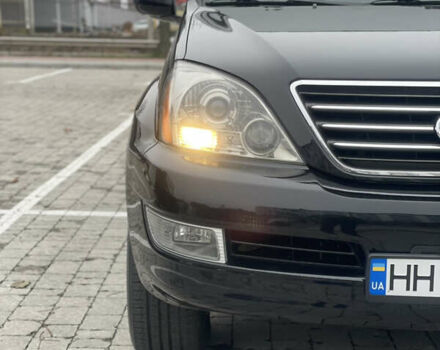Чорний Лексус ГХ, об'ємом двигуна 4.7 л та пробігом 317 тис. км за 16800 $, фото 4 на Automoto.ua