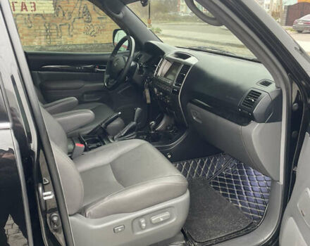 Черный Лексус ГХ, объемом двигателя 4.7 л и пробегом 318 тыс. км за 15950 $, фото 9 на Automoto.ua