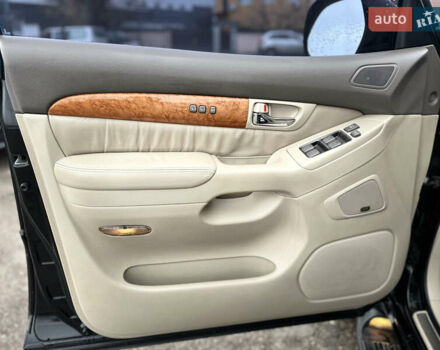 Чорний Лексус ГХ, об'ємом двигуна 4.66 л та пробігом 217 тис. км за 14700 $, фото 16 на Automoto.ua