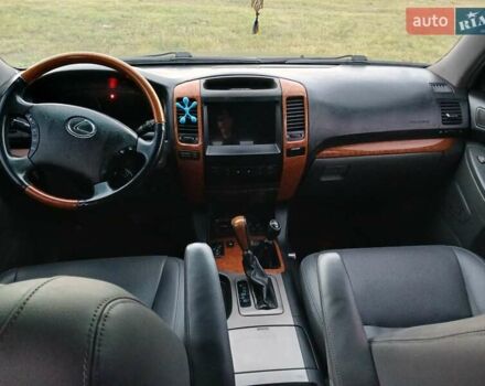 Черный Лексус ГХ, объемом двигателя 4.66 л и пробегом 253 тыс. км за 15300 $, фото 4 на Automoto.ua