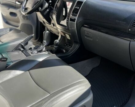 Лексус ГХ 2006 в Лозовой на Automoto.ua Черный Лексус ГХ, объемом двигателя 4.7 л и пробегом 348 тыс. км за 18200 $, фото 4 на Automoto.ua