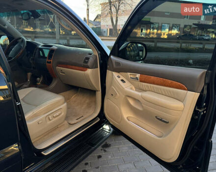 Черный Лексус ГХ, объемом двигателя 4.66 л и пробегом 328 тыс. км за 13650 $, фото 15 на Automoto.ua