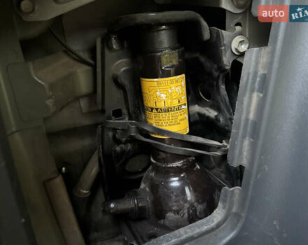 Чорний Лексус ГХ, об'ємом двигуна 4.66 л та пробігом 322 тис. км за 15200 $, фото 29 на Automoto.ua