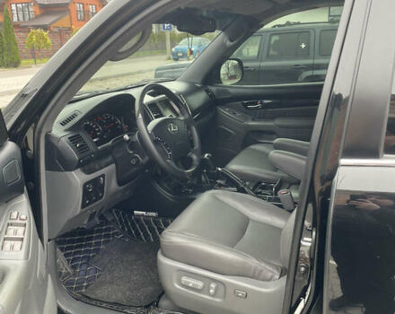 Чорний Лексус ГХ, об'ємом двигуна 4.7 л та пробігом 317 тис. км за 16800 $, фото 9 на Automoto.ua
