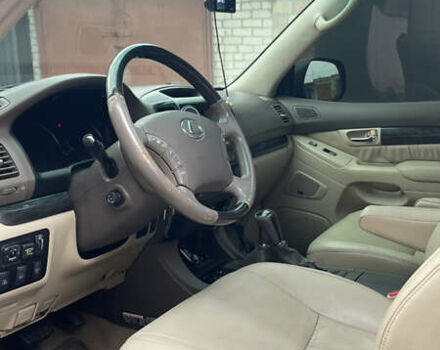 Черный Лексус ГХ, объемом двигателя 4.66 л и пробегом 234 тыс. км за 14000 $, фото 13 на Automoto.ua