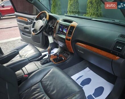 Черный Лексус ГХ, объемом двигателя 4.66 л и пробегом 255 тыс. км за 12990 $, фото 26 на Automoto.ua