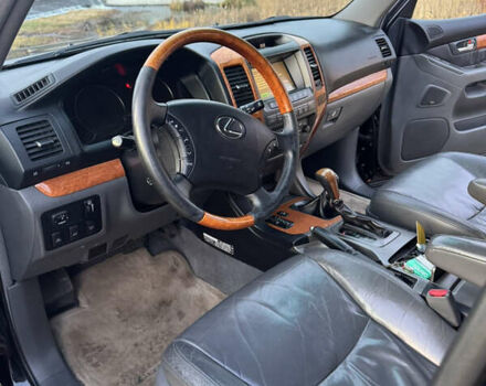 Чорний Лексус ГХ, об'ємом двигуна 4.66 л та пробігом 260 тис. км за 14700 $, фото 13 на Automoto.ua