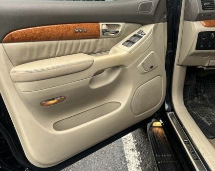 Чорний Лексус ГХ, об'ємом двигуна 4.7 л та пробігом 148 тис. км за 15000 $, фото 6 на Automoto.ua