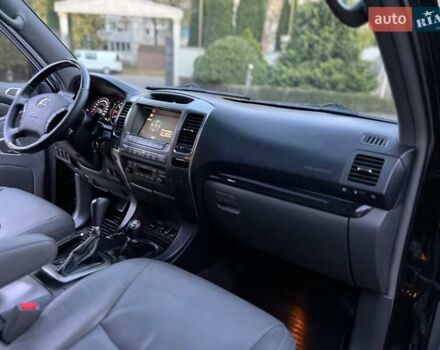 Лексус ГХ 2007 у Хмельницькому на Automoto.ua Чорний Лексус ГХ, об'ємом двигуна 4.7 л та пробігом 230 тис. км за 17900 $, фото 88 на Automoto.ua