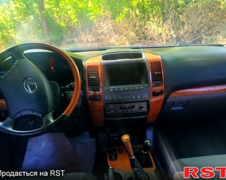 Черный Лексус ГХ, объемом двигателя 4.7 л и пробегом 290 тыс. км за 17500 $, фото 6 на Automoto.ua