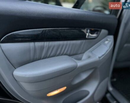 Лексус ГХ 2007 у Хмельницькому на Automoto.ua Чорний Лексус ГХ, об'ємом двигуна 4.7 л та пробігом 230 тис. км за 17900 $, фото 69 на Automoto.ua