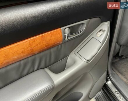 Черный Лексус ГХ, объемом двигателя 4.66 л и пробегом 210 тыс. км за 15800 $, фото 14 на Automoto.ua