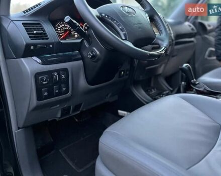 Лексус ГХ 2007 у Хмельницькому на Automoto.ua Чорний Лексус ГХ, об'ємом двигуна 4.7 л та пробігом 230 тис. км за 17900 $, фото 63 на Automoto.ua