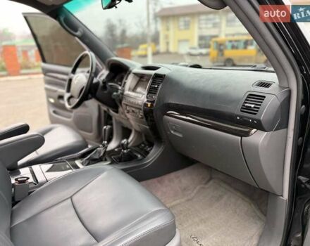 Чорний Лексус ГХ, об'ємом двигуна 4.7 л та пробігом 259 тис. км за 16500 $, фото 24 на Automoto.ua