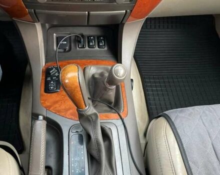 Черный Лексус ГХ, объемом двигателя 4.66 л и пробегом 235 тыс. км за 14600 $, фото 8 на Automoto.ua