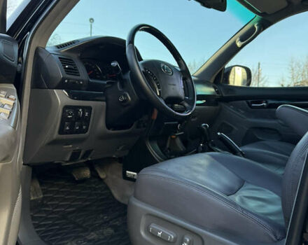 Черный Лексус ГХ, объемом двигателя 4.66 л и пробегом 285 тыс. км за 16000 $, фото 17 на Automoto.ua