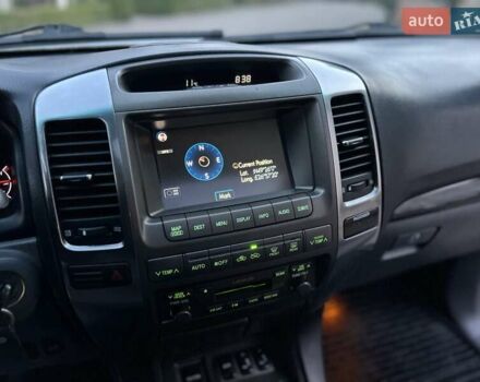 Лексус ГХ 2007 у Хмельницькому на Automoto.ua Чорний Лексус ГХ, об'ємом двигуна 4.7 л та пробігом 230 тис. км за 17900 $, фото 91 на Automoto.ua