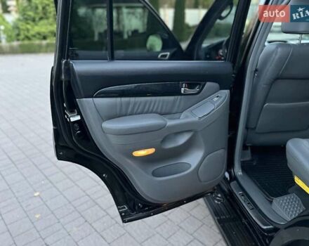 Лексус ГХ 2007 у Хмельницькому на Automoto.ua Чорний Лексус ГХ, об'ємом двигуна 4.7 л та пробігом 230 тис. км за 17900 $, фото 70 на Automoto.ua