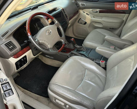 Черный Лексус ГХ, объемом двигателя 4.66 л и пробегом 271 тыс. км за 18000 $, фото 6 на Automoto.ua