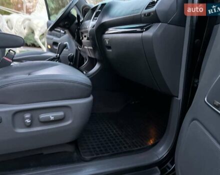 Лексус ГХ 2007 у Хмельницькому на Automoto.ua Чорний Лексус ГХ, об'ємом двигуна 4.7 л та пробігом 230 тис. км за 17900 $, фото 85 на Automoto.ua