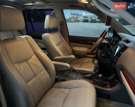 Лексус ГХ 2007 у Сарнах на Automoto.ua Чорний Лексус ГХ, об'ємом двигуна 4.7 л та пробігом 323 тис. км за 15999 $, фото 40 на Automoto.ua