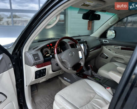 Лексус ГХ 2007 у Сарнах на Automoto.ua Чорний Лексус ГХ, об'ємом двигуна 4.7 л та пробігом 323 тис. км за 15999 $, фото 30 на Automoto.ua