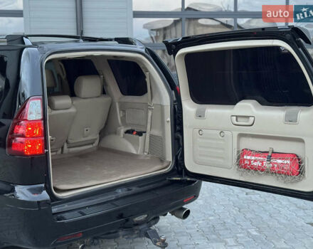 Лексус ГХ 2007 у Сарнах на Automoto.ua Чорний Лексус ГХ, об'ємом двигуна 4.7 л та пробігом 323 тис. км за 15999 $, фото 18 на Automoto.ua