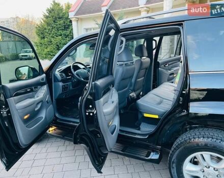 Лексус ГХ 2007 у Хмельницькому на Automoto.ua Чорний Лексус ГХ, об'ємом двигуна 4.7 л та пробігом 230 тис. км за 17900 $, фото 26 на Automoto.ua