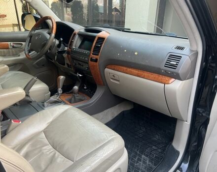 Черный Лексус ГХ, объемом двигателя 4.7 л и пробегом 254 тыс. км за 17000 $, фото 6 на Automoto.ua