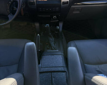 Черный Лексус ГХ, объемом двигателя 4.66 л и пробегом 285 тыс. км за 16000 $, фото 19 на Automoto.ua